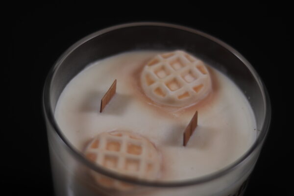 Pecan Waffles Artisan Candle (Dual Wooden Wick)